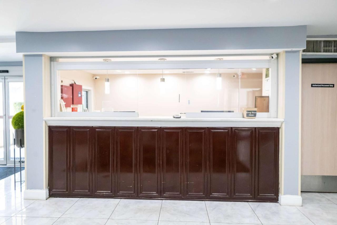 Days Inn By Wyndham College Park Atlanta Airport South 外观 照片